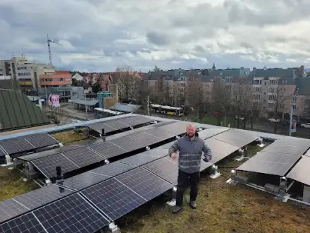 Foto von MV Solar
