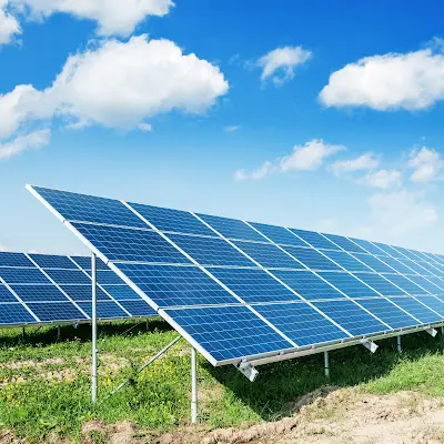 Simon Weinke - Experte für Solarstrom und Photovoltaikanlagen