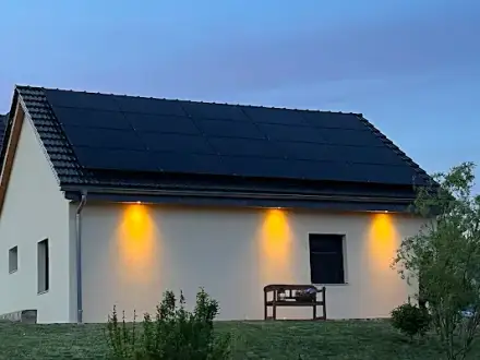 Foto von Solar Strom Speichern
